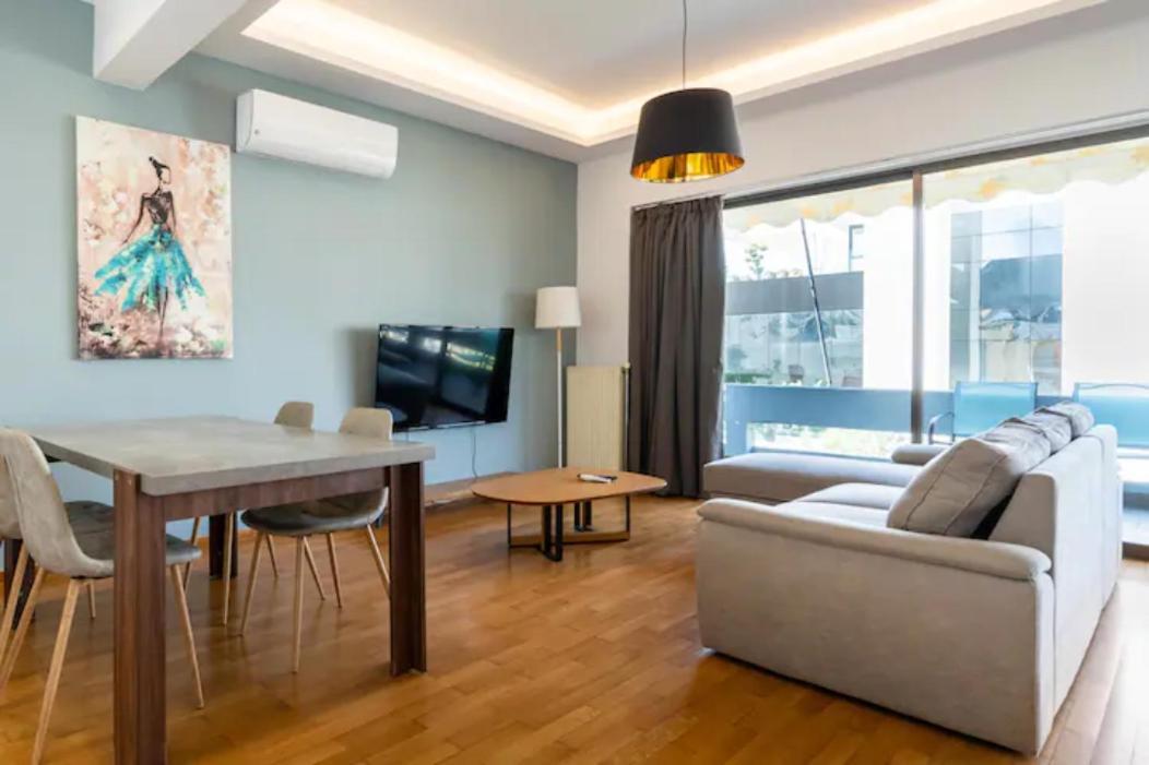 Βright Walled Designed Apt In Glyfada Center Athen Eksteriør bilde