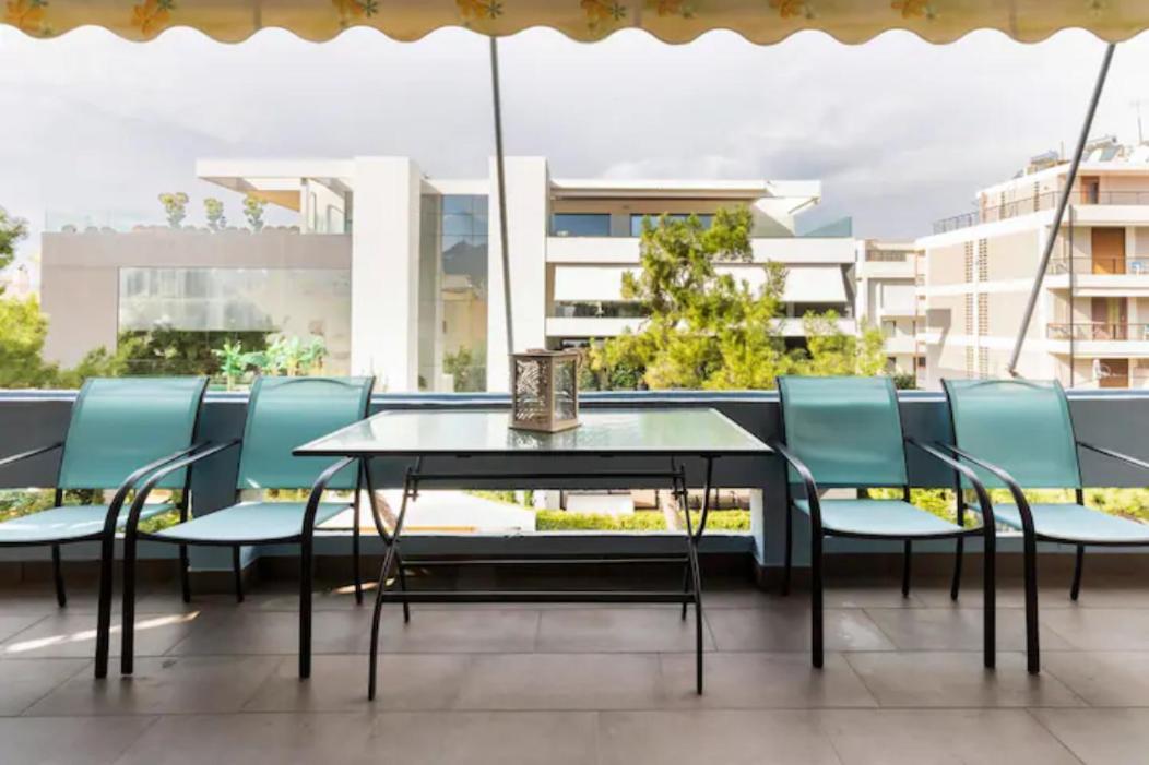Βright Walled Designed Apt In Glyfada Center Athen Eksteriør bilde
