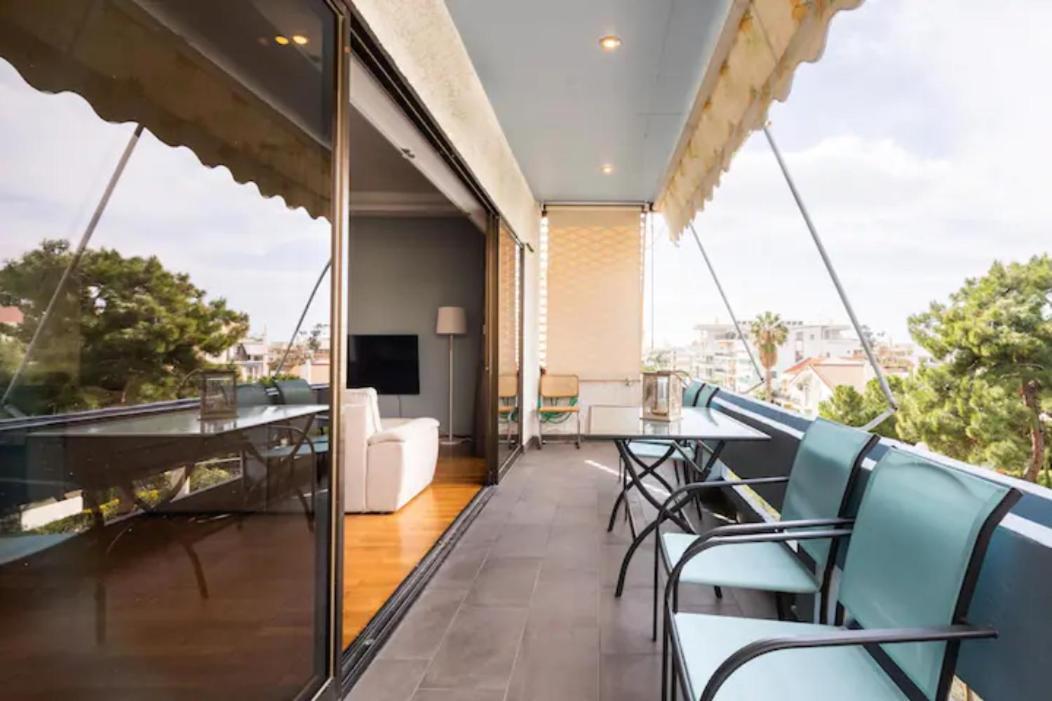 Βright Walled Designed Apt In Glyfada Center Athen Eksteriør bilde