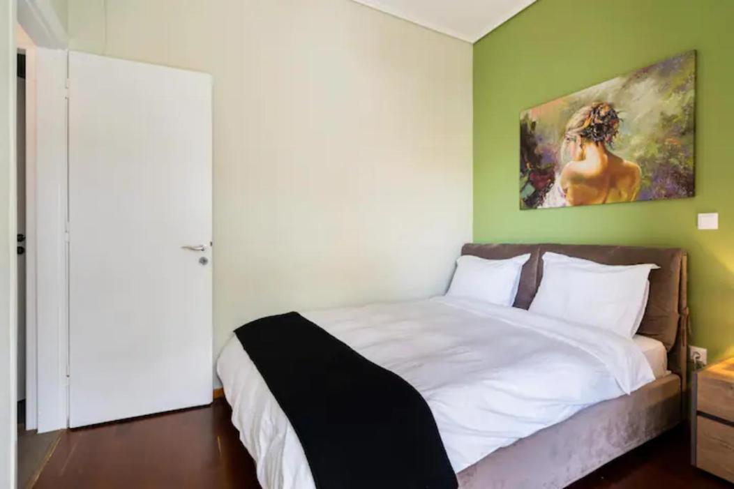 Βright Walled Designed Apt In Glyfada Center Athen Eksteriør bilde